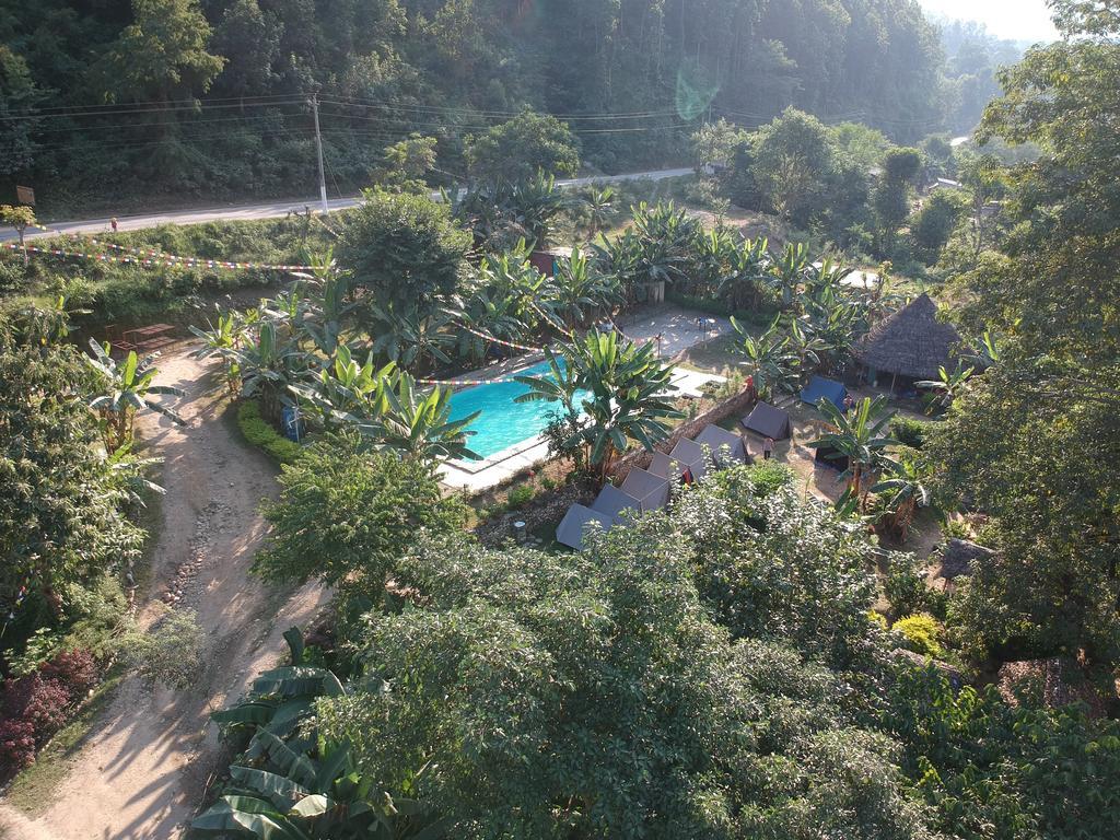 Trishuli Riverside Resort จิตวัน ภายนอก รูปภาพ